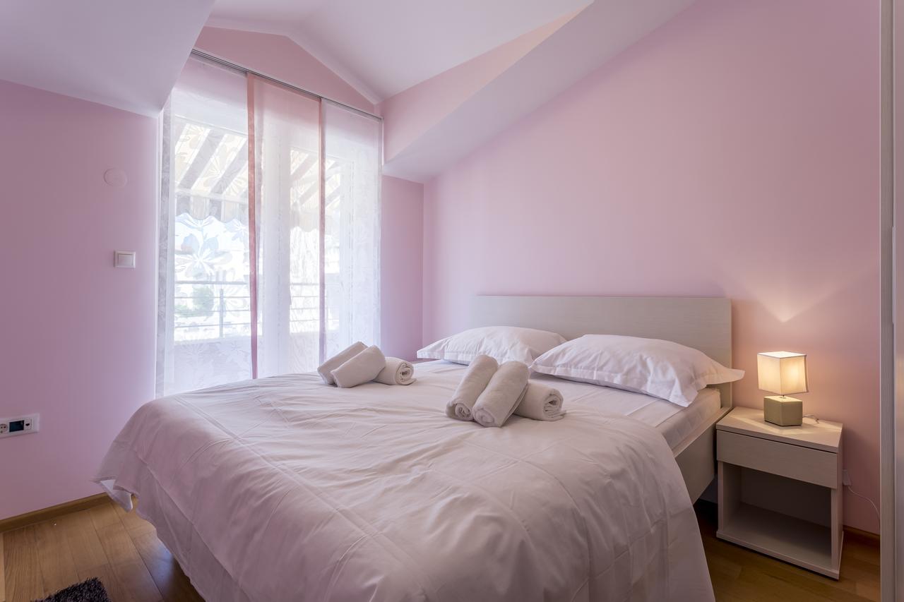 Apartmani Lukic Split Exterior photo