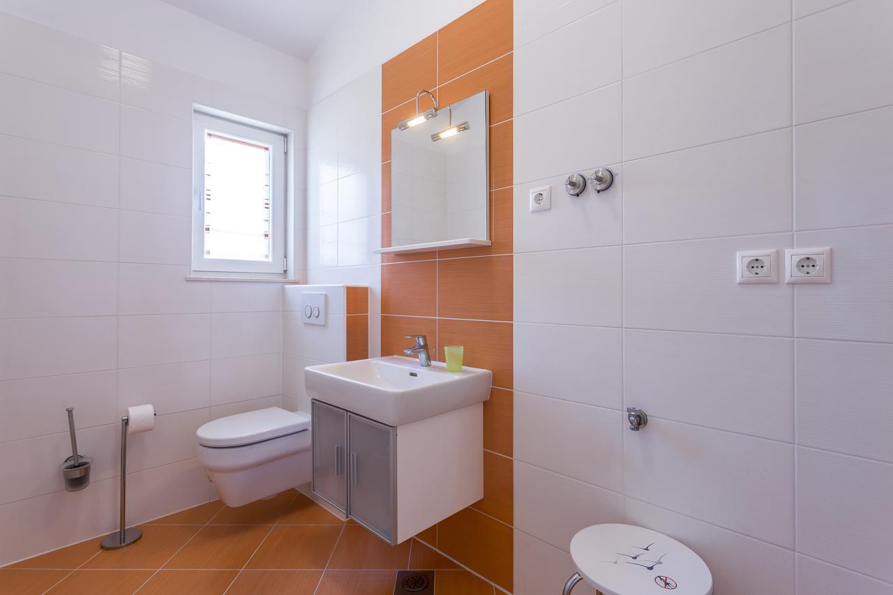 Apartmani Lukic Split Exterior photo